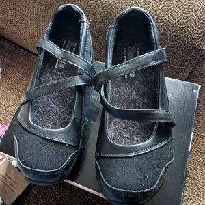 Skechers Black Women's Flats with Strap